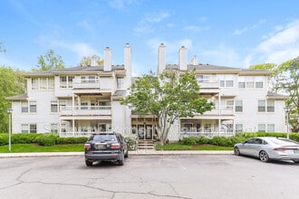 Building Photo - 117 Rainier Ct