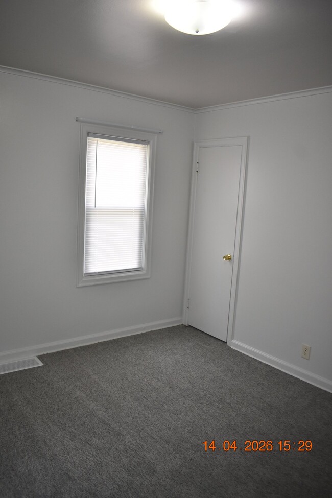 Photo - 5705 Fontenelle Blvd House