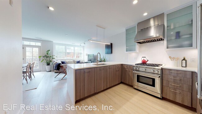 Foto del edificio - 1701 16th St N
