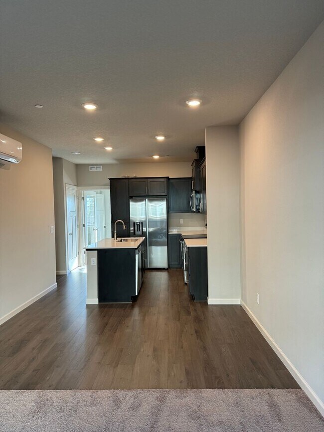 Foto del edificio - Townhome in Eagle Landing Neighborhood of ...