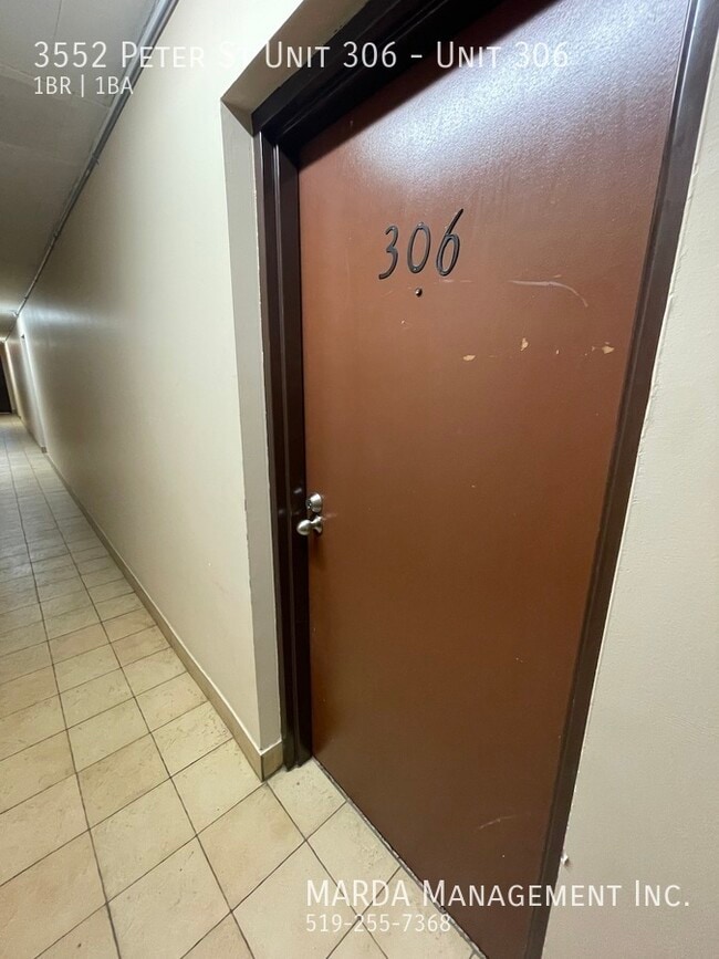 Building Photo - COZY 1 BED/1 BATH APT - SECURE BUILDING - ALL UTILITIES INCLUDED!!