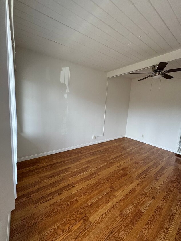 Primary Photo - Comfortable 1-Bedroom in Gardena – Stylish...