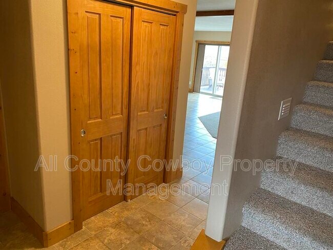 Building Photo - 4121 Moraine St
