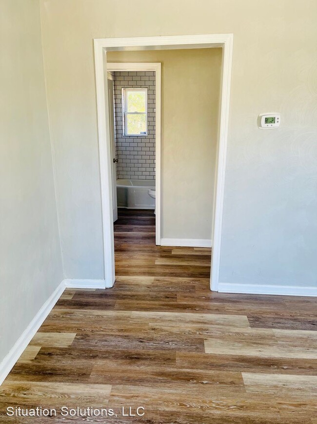 Building Photo - 3 br, 1.5 bath House - 3461 West Bonner Drive