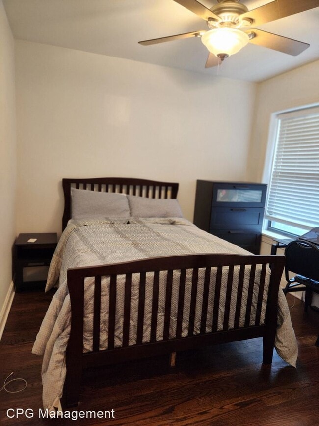 Building Photo - 1 br, 1 bath House - 1155 W Grace #1S
