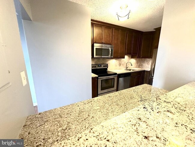 Foto del edificio - 5500 Holmes Run Pkwy