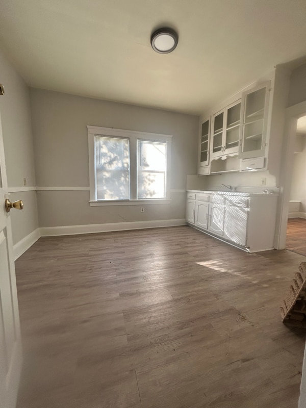 Building Photo - 10906 Revere Ave