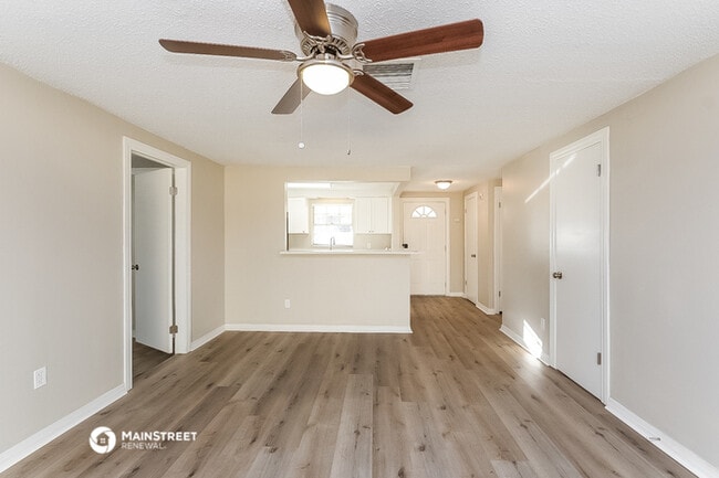 Building Photo - 1009 Beachwood Ave