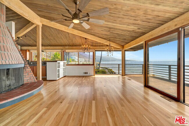 Building Photo - 26636 Latigo Shore Dr