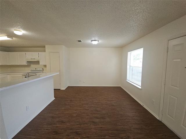 Foto del edificio - 9100 Cranwell Ct