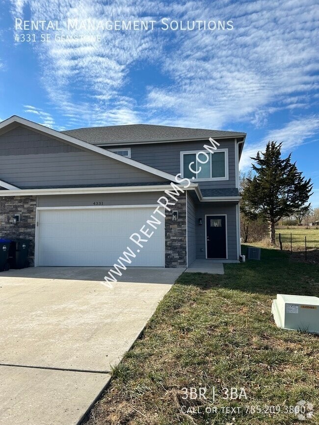Building Photo - 4331 SE Gemstone Ln