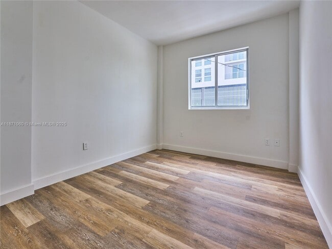Foto del edificio - 6211 NW 7th Ave