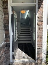 Building Photo - 320 Summer Hill Way