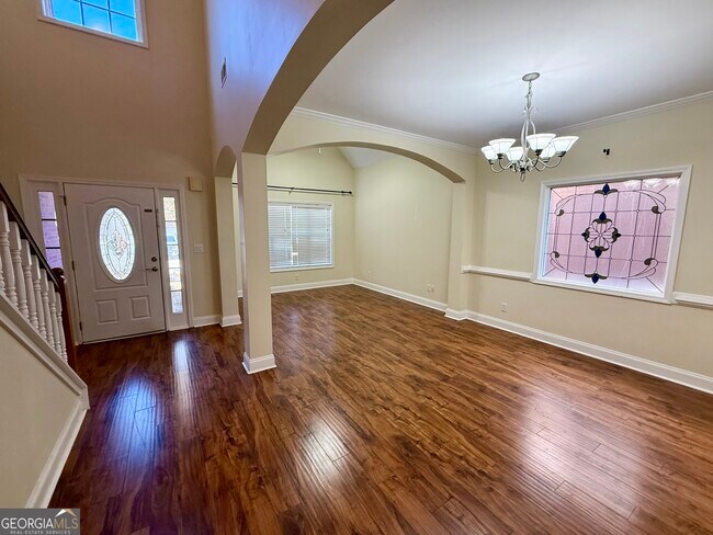 Foto del edificio - 243 Long Dr