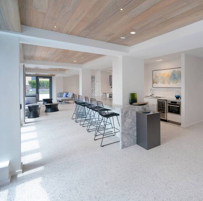 Foto del edificio - 117 E Berkeley St