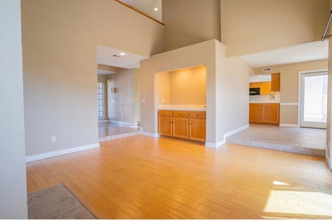 Building Photo - 846 Tempus Cir