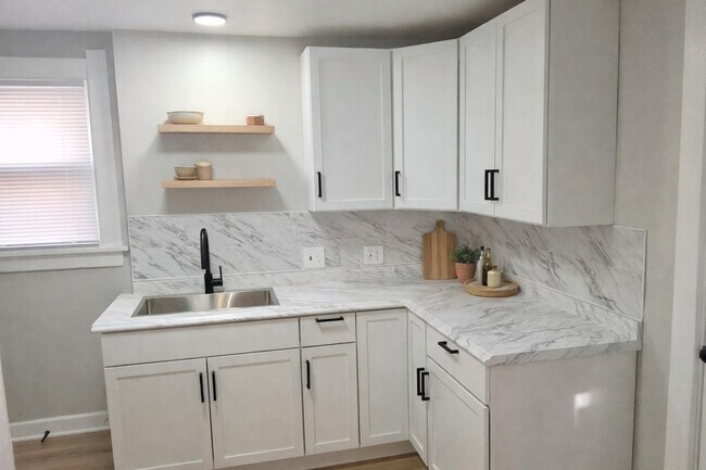 Foto del edificio - 1812 Kensington Rd