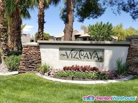 Foto del edificio - AVAILABLE MID DECEMBER! GROUND FLOOR CONDO...