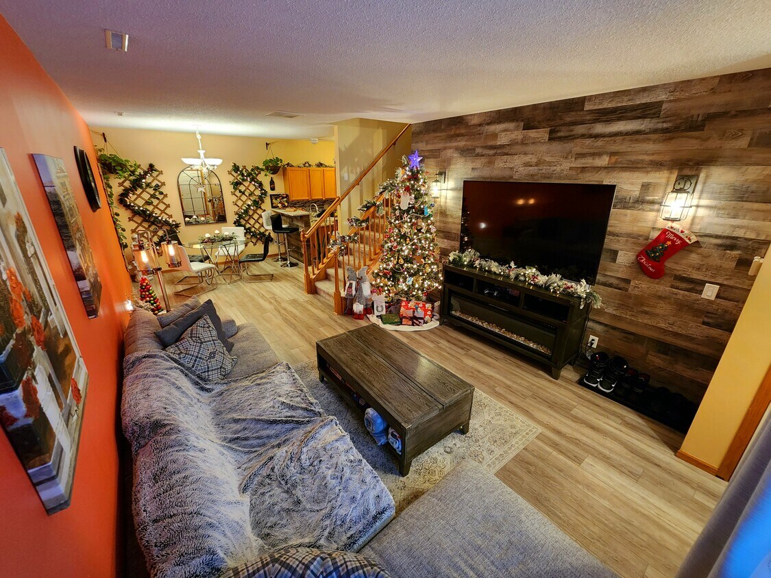 Foto principal - 862 Princeton Ave