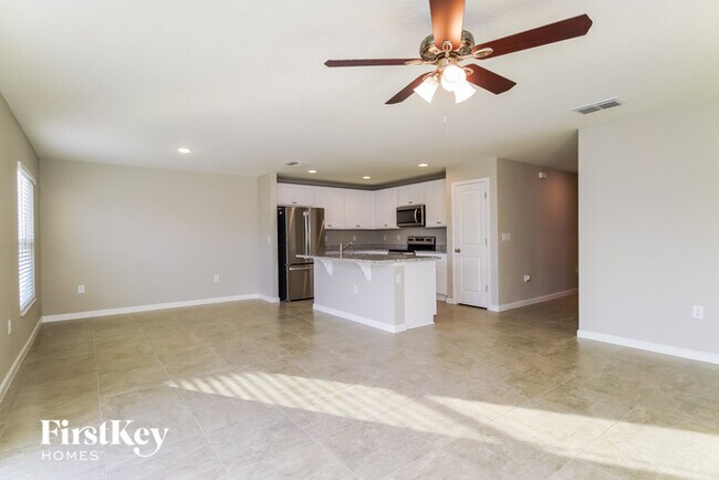 Foto del edificio - 341 S Haven Ct