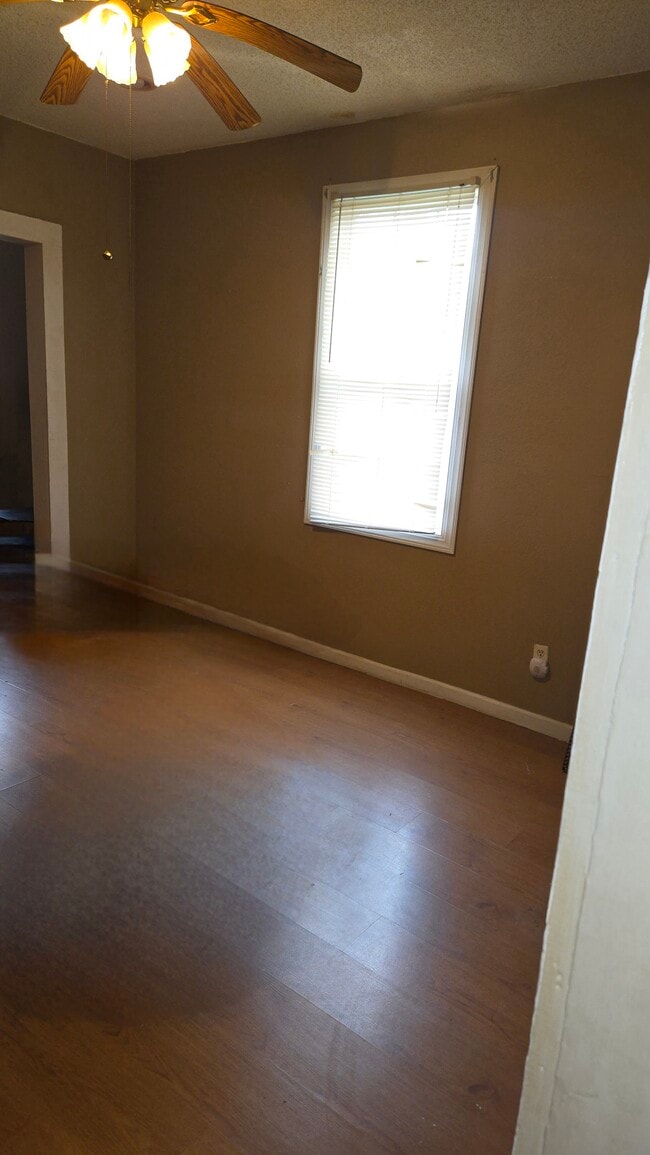 Foto del edificio - 3328 Frenchmen St