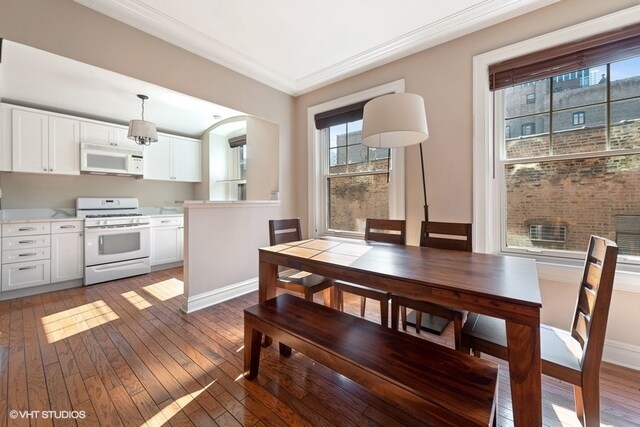 Building Photo - 1255 N State Pkwy