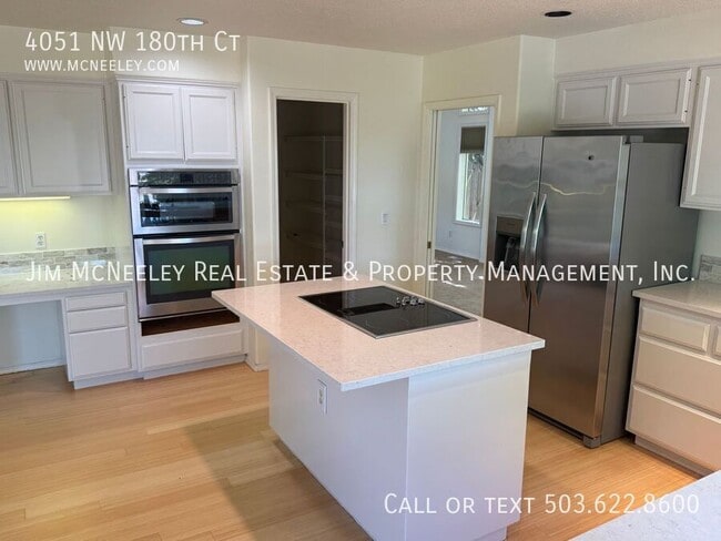 Building Photo - 4051 NW 180th Ct