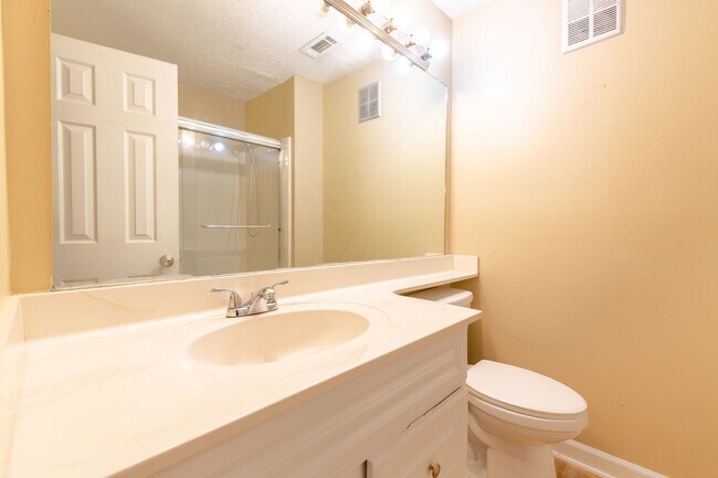 Foto del edificio - Marietta 2 bed/2 bath Condo!
