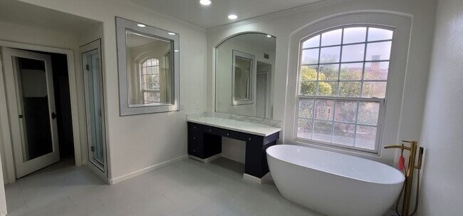 Building Photo - 13278 Luckett Ct