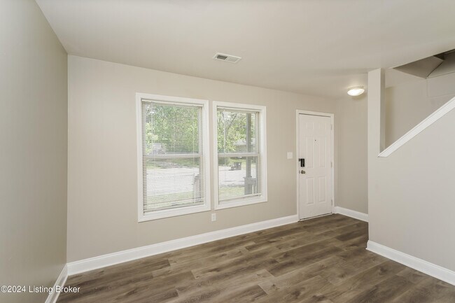 Foto del edificio - 2528 Cedar St