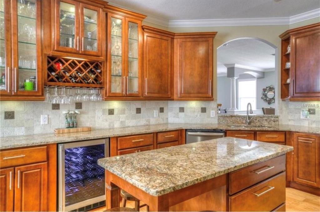 Building Photo - 21752 Garden Walk Loop