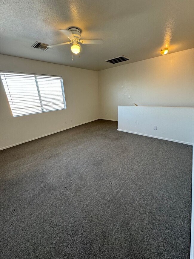 Foto del edificio - 1 bedroom 1 bath - Apartment Near Casinos with Attached Garage
