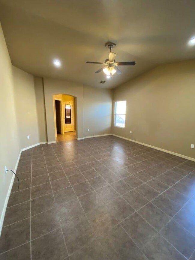 Building Photo - 7328 Vista De Sobre Dr