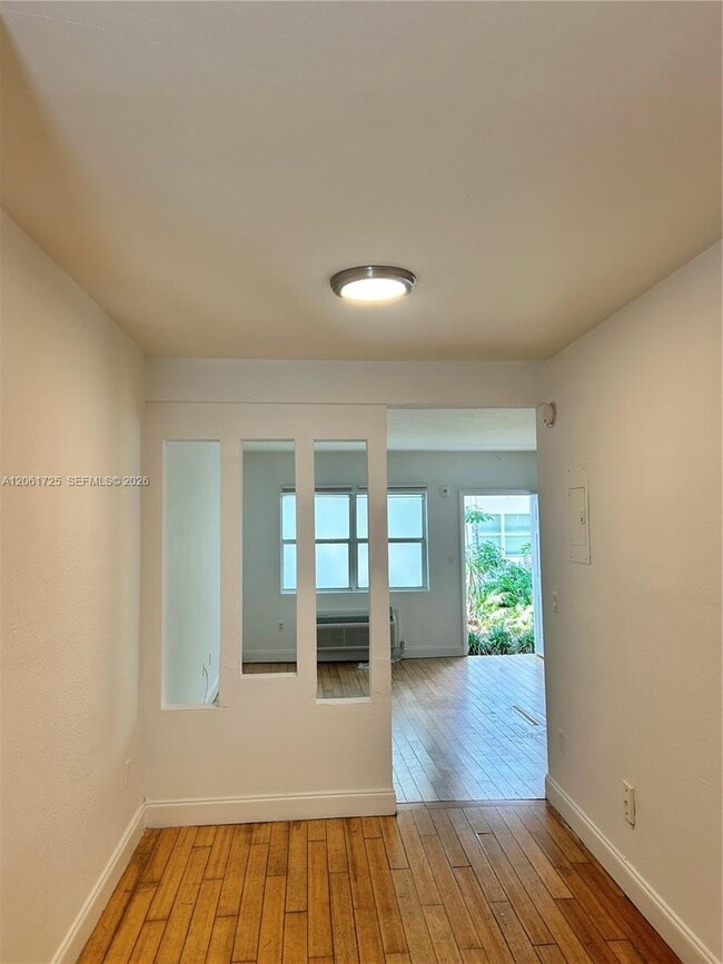 Foto del edificio - 8080 Tatum Waterway Dr