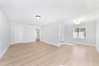 Building Photo - 11126 Crenshaw Blvd