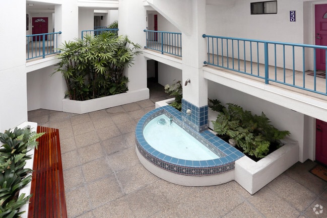 Foto del edificio - 600 Front Apartments