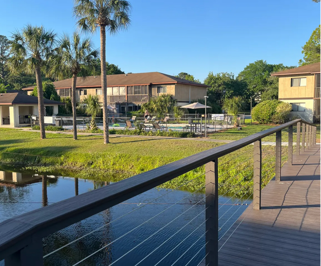 Building Photo - 2182 Bees Ferry Rd