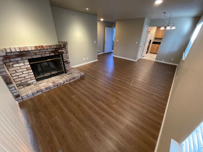Building Photo - 310 Blanchard Ln