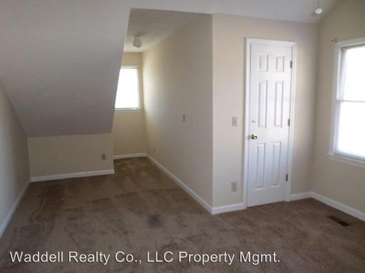 Building Photo - 6052 Bear Creek Ct
