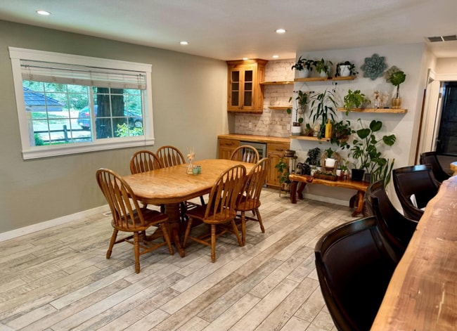Foto del edificio - 224 Cotati Oaks Ct W