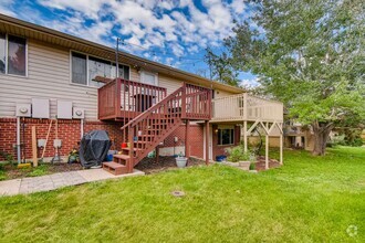Building Photo - 712 W Cleveland Cir
