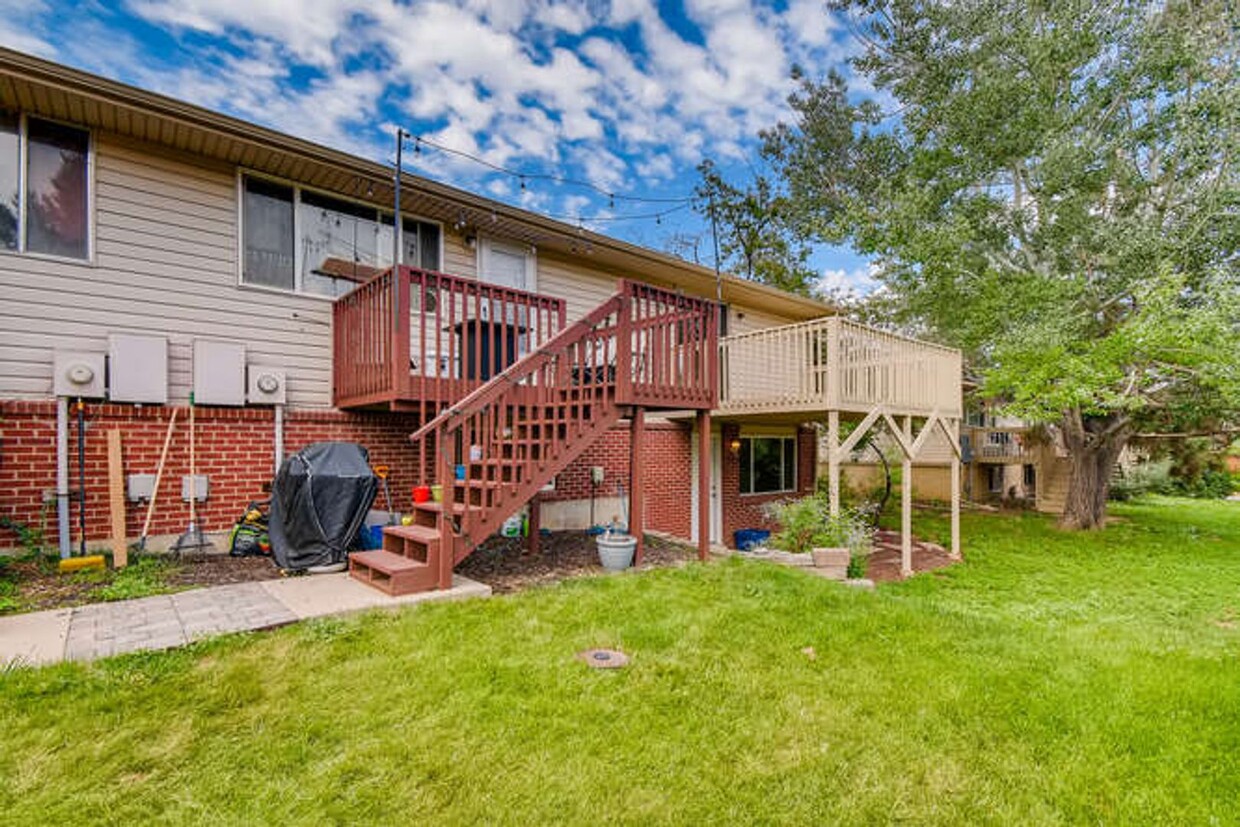 Foto principal - Great Lafayette Town Home! Great location ...