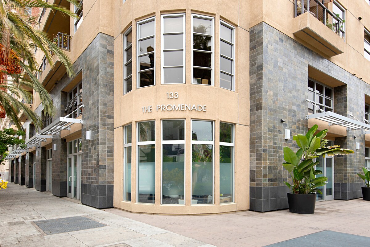 133 The Promenade N, Long Beach, CA 90802 Condo for Rent in Long