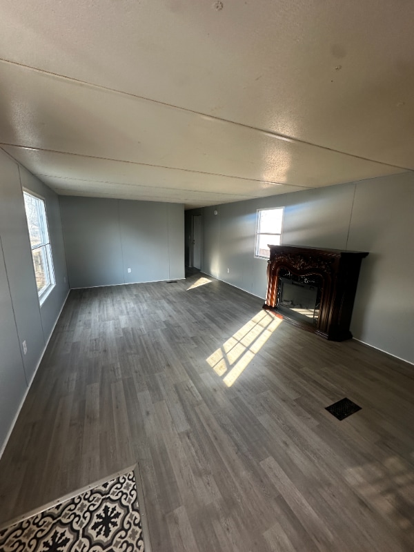 Building Photo - 842 W Popcorn Rd