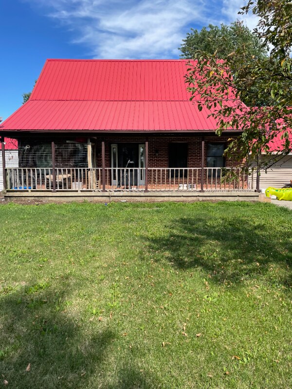 Primary Photo - 8333 N 300 W