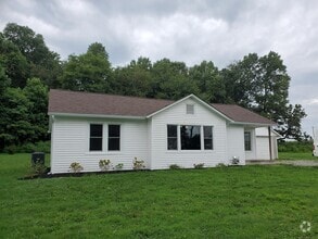Building Photo - 427 Goat Hill Rd