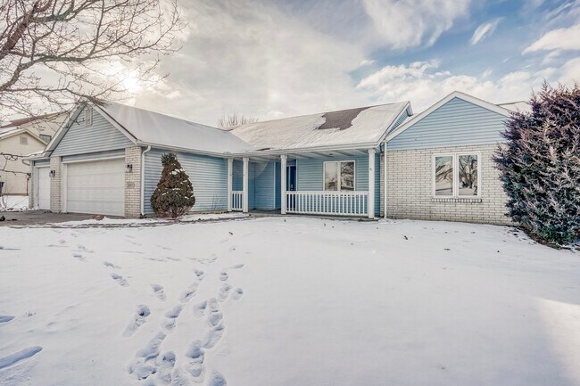 Building Photo - 8917 Snowgoose Ln