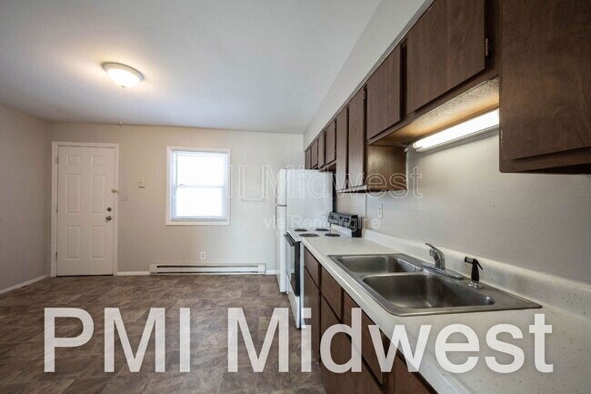 Foto del edificio - 2950 W U.S. 52