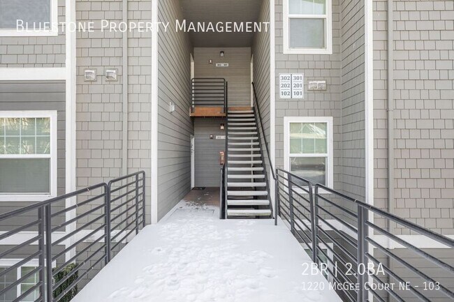 Building Photo - 1220 Mcgee Ct NE
