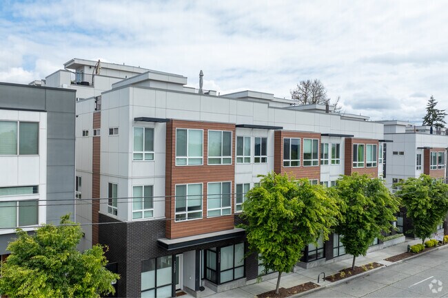 Foto del edificio - Talta Townhomes